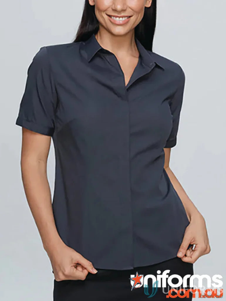 Womans short-sleeved gray button-up shirt from Ladies Grange S/S workwear collection