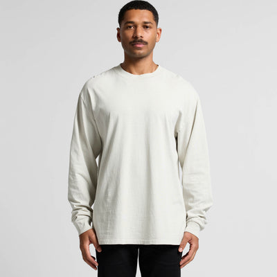 Off-white long-sleeved crew neck t-shirt with ribbed cuffs and hem, made of cotton.