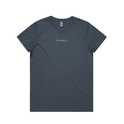 Gray crew neck t-shirt.